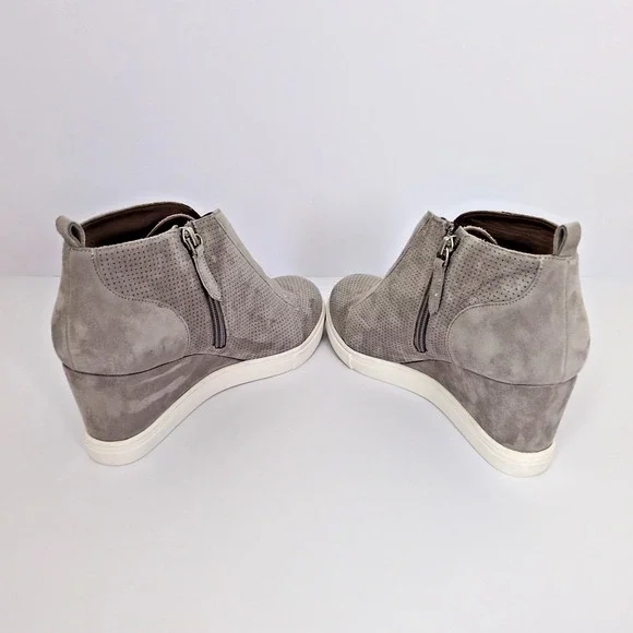 Linea Paolo Anna Wedge Sneaker Rock Perf Suede, Women's Shoe size 10 M - Picture 3 of 7